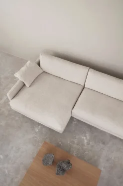 Interface Bebé sofa w/ chaise longue, left, white Jagger 1 - black metal
