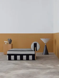 Interface Box coffee table, 35 x 35 x 50 cm, oak