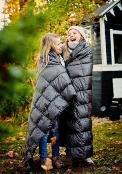 Joutsen Kulkuri throw, 130 x 190 cm, anthracite