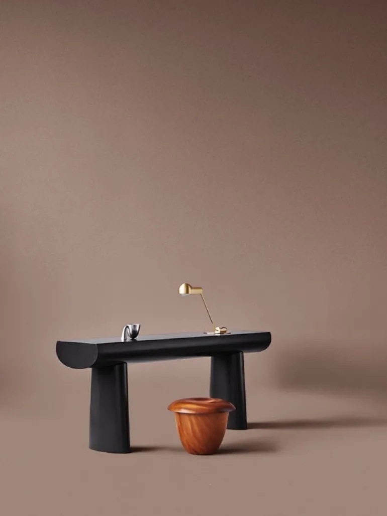 Karakter Console Table, 190 x 43 cm, brown