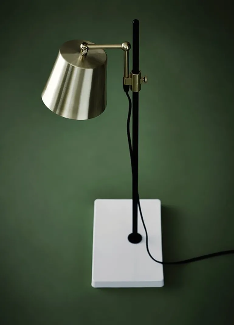 Karakter Lab Light table lamp, black - brass