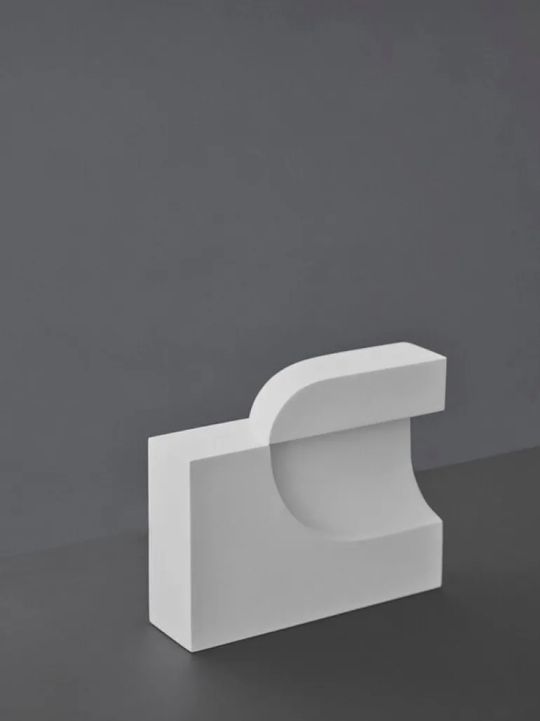 Karakter Moby table lamp, white