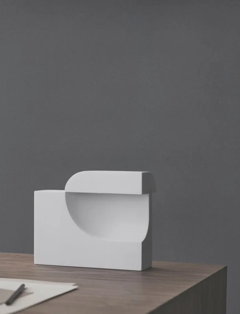 Karakter Moby table lamp, white