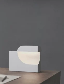 Karakter Moby table lamp, white