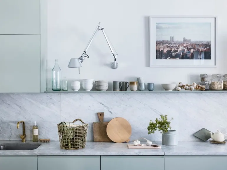 Korbo Bin 16 wire basket, brass