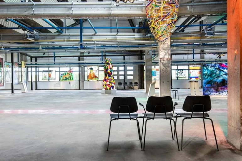 Labofa Heritage 11.1 chair, black oak - black