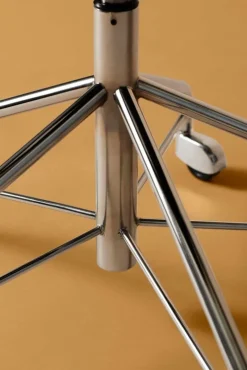 Labofa Heritage 12.1 work chair, walnut - chrome