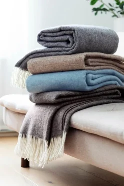 Lapuan Kankurit Arvo blanket, 130 x 180 cm, white - mottled grey