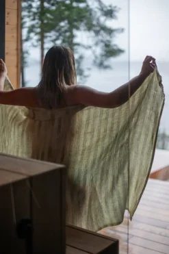 Lapuan Kankurit Hohto bath towel, white - green