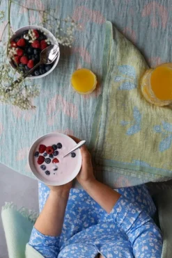 Lapuan Kankurit Kesäkukka napkin, 46 x 46 cm, lime - light blue