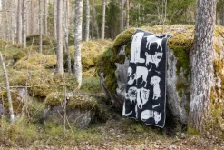 Lapuan Kankurit Koirapuisto blanket, 130 x 180 cm, black - white