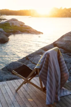 Lapuan Kankurit Metsälampi blanket, 130 x 200 cm, rose - grey - ochre