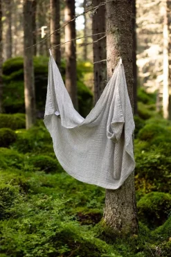 Lapuan Kankurit Nyytti giant towel, white - linen