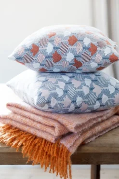 Lapuan Kankurit Revontuli mohair blanket, rust - rose