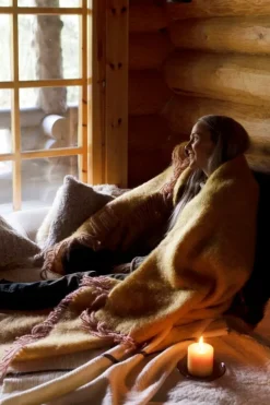 Lapuan Kankurit Revontuli mohair blanket, powder - ochre