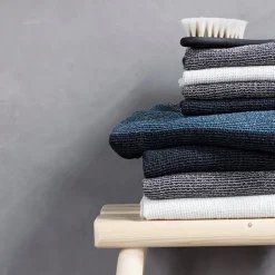 Lapuan Kankurit Terva hand towel, white - grey