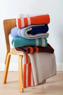 Lapuan Kankurit Toffee blanket, orange - rose