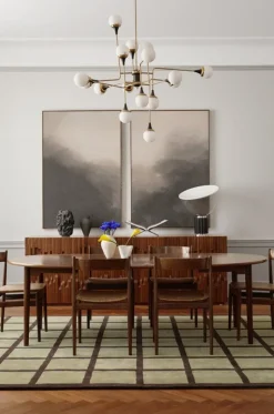 LAYERED Avenue Checked rug, olive