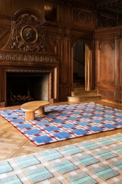 LAYERED Evelina Kroon Berry Rain rug