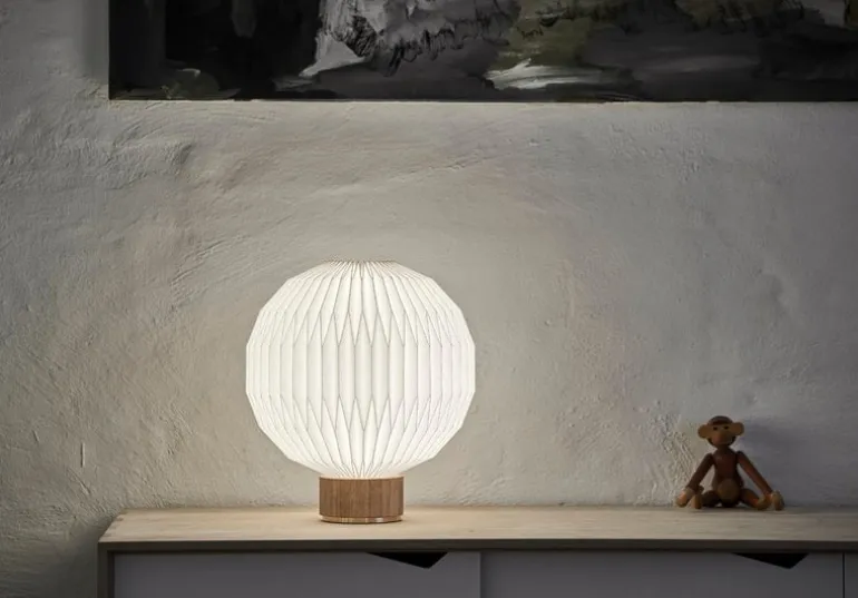 Le Klint 375S table lamp