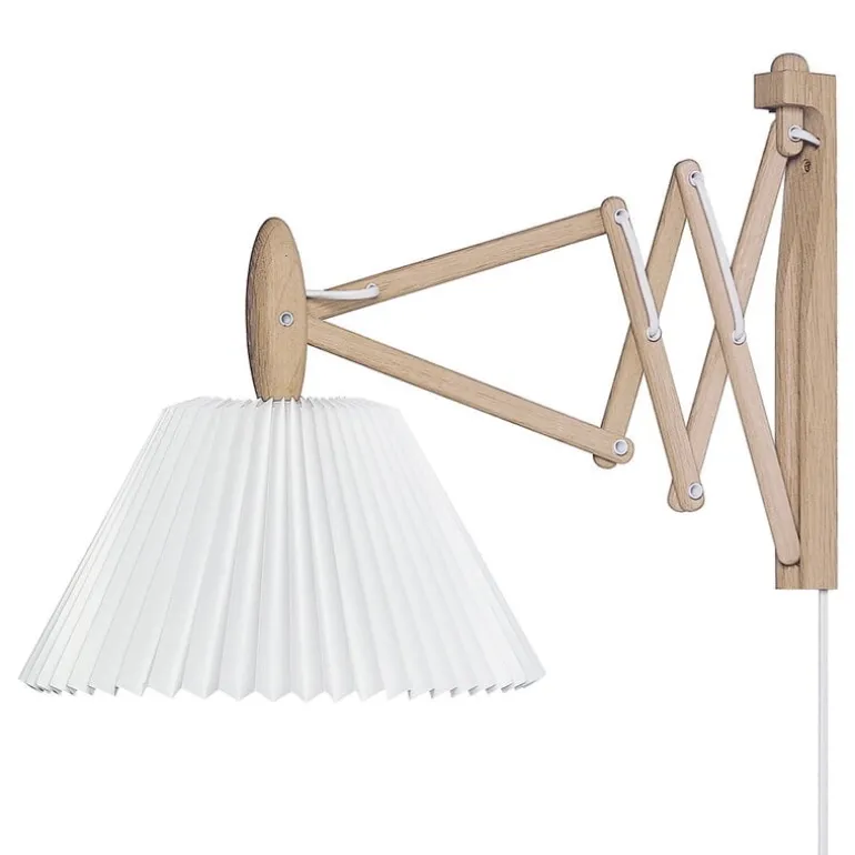 Le Klint Sax 223-2/17 wall lamp, light oak