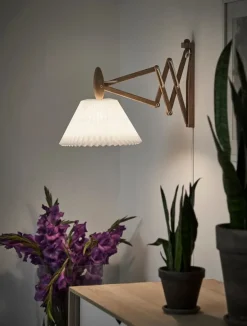 Le Klint Sax 223-2/17 wall lamp, light oak