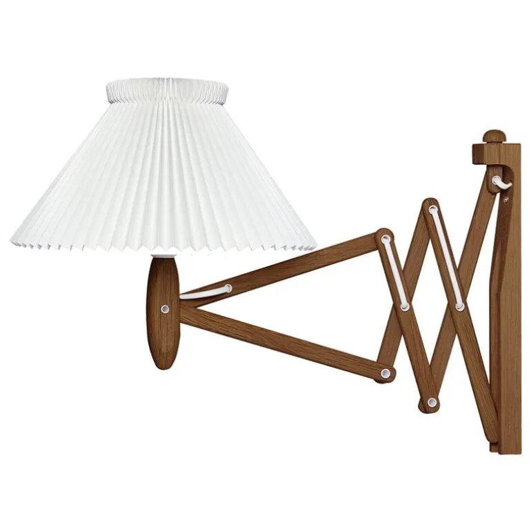 Le Klint Sax 224-1/17 wall lamp, smoked oak