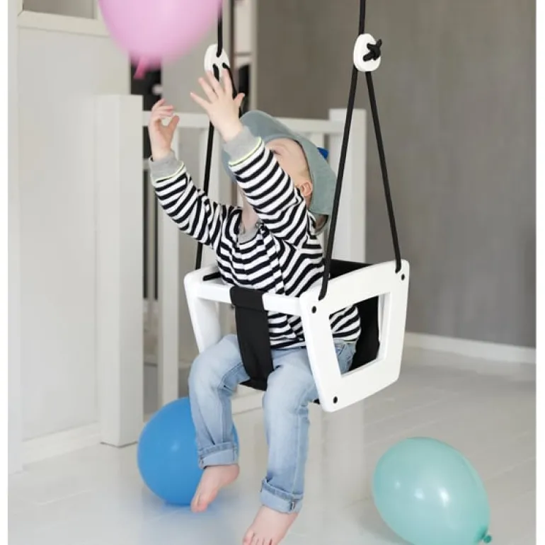 Lillagunga Lillagunga Toddler swing, oak - black seat