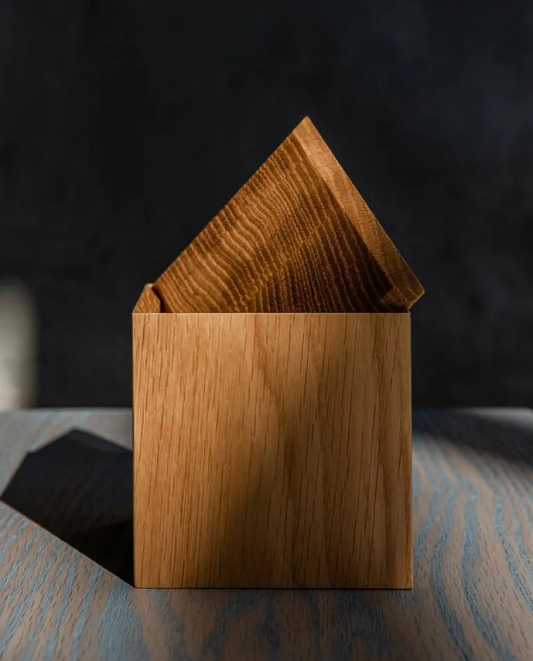 Lokal Helsinki Pino box, medium, oak