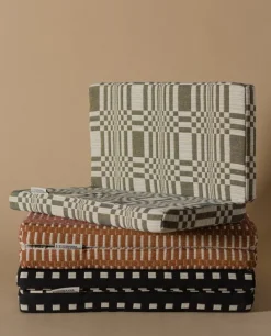 Lokal Helsinki Step pillow, Helios, brick