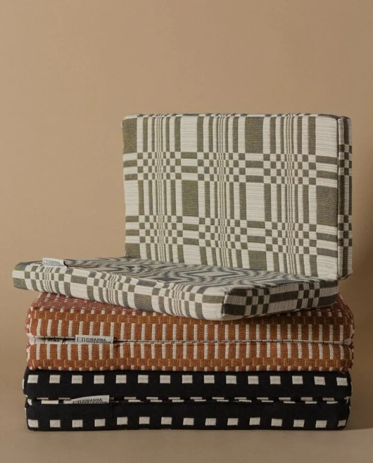 Lokal Helsinki Step pillow, Helios, brick