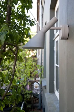 Louis Poulsen AJ 50 wall lamp for outdoors, white