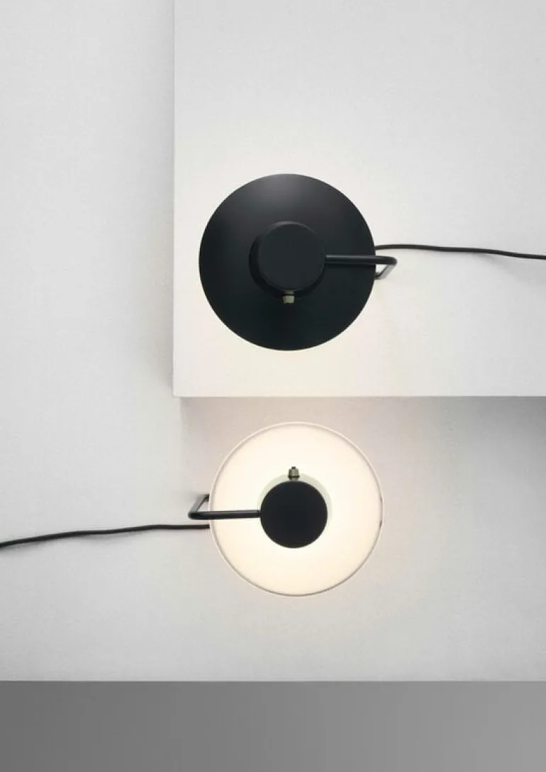 Louis Poulsen AJ Oxford table lamp, 280 mm, black - opal glass