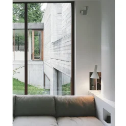 Louis Poulsen AJ table lamp, white