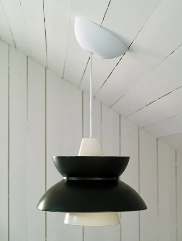 Louis Poulsen Doo-Wop pendant, dark grey