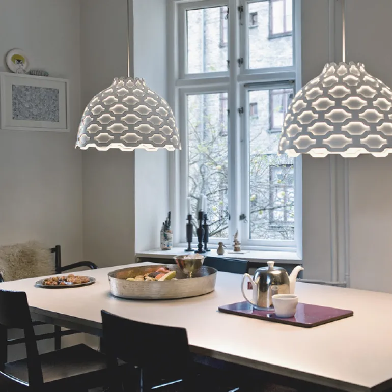 Louis Poulsen LC Shutters pendant, white