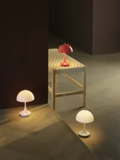 Louis Poulsen Panthella 160 Portable V3 table lamp, coral