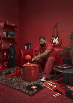 Louis Poulsen Panthella 160 Portable V3 table lamp, coral