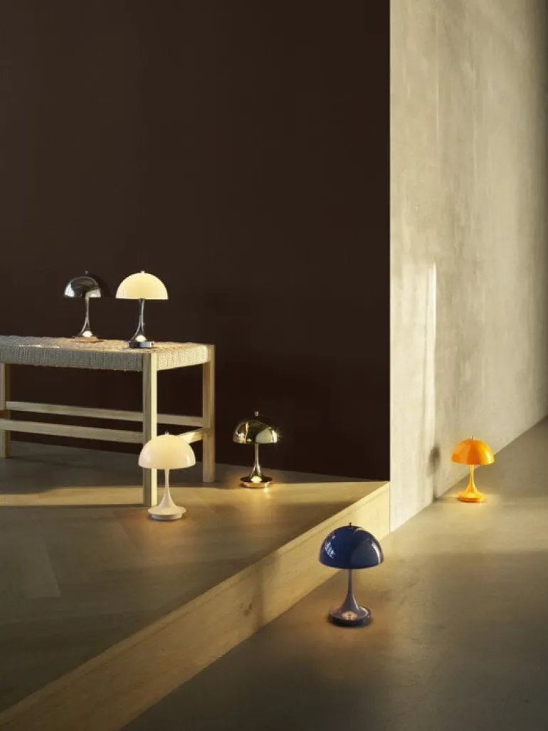 Louis Poulsen Panthella 160 Portable V3 table lamp, indigo blue