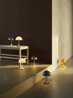 Louis Poulsen Panthella 160 Portable V3 table lamp, brass