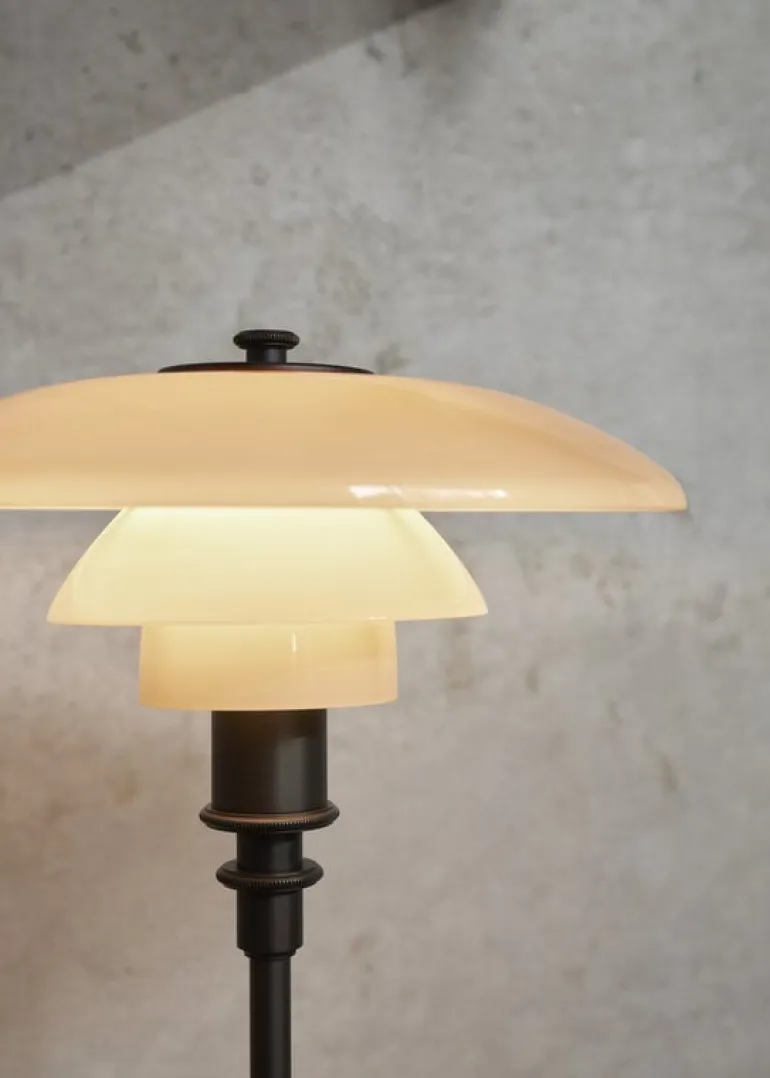 Louis Poulsen PH 2/1 table lamp, Limited edition, dusty terracotta