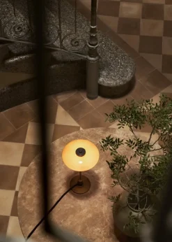 Louis Poulsen PH 2/1 table lamp, Limited edition, dusty terracotta