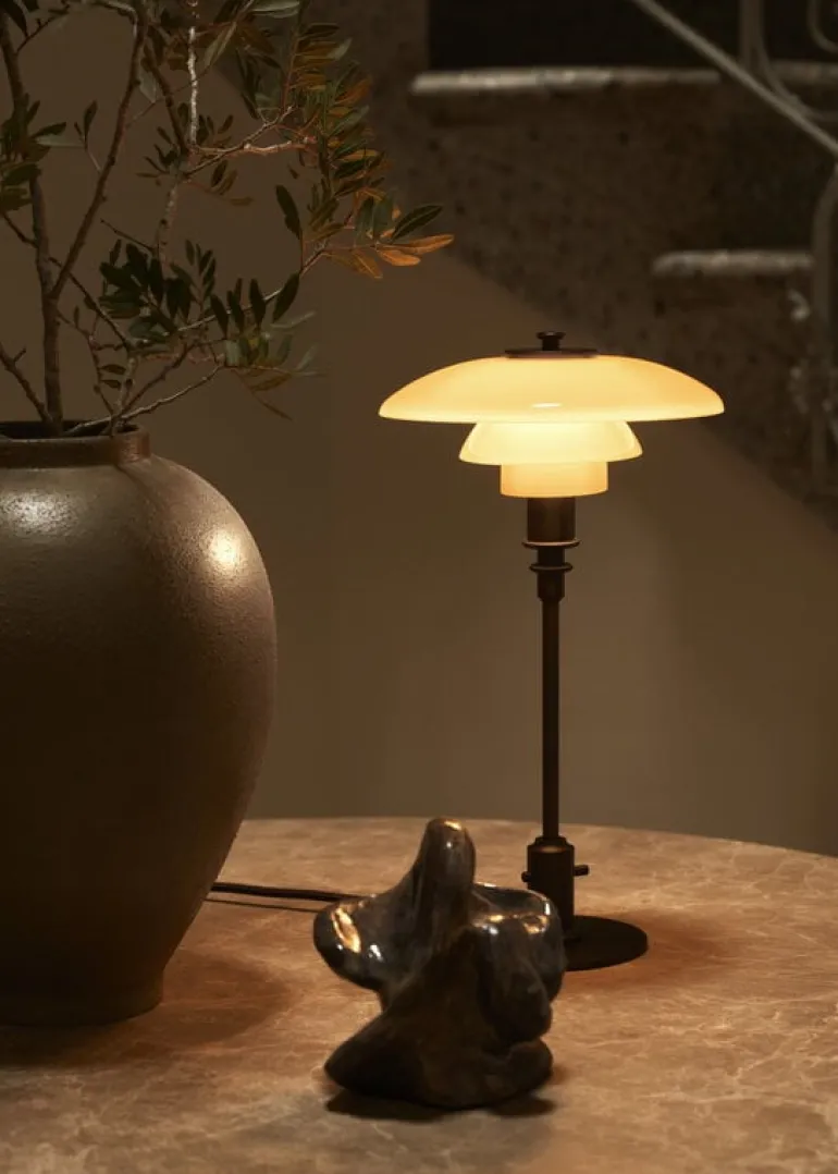 Louis Poulsen PH 2/1 table lamp, Limited edition, dusty terracotta