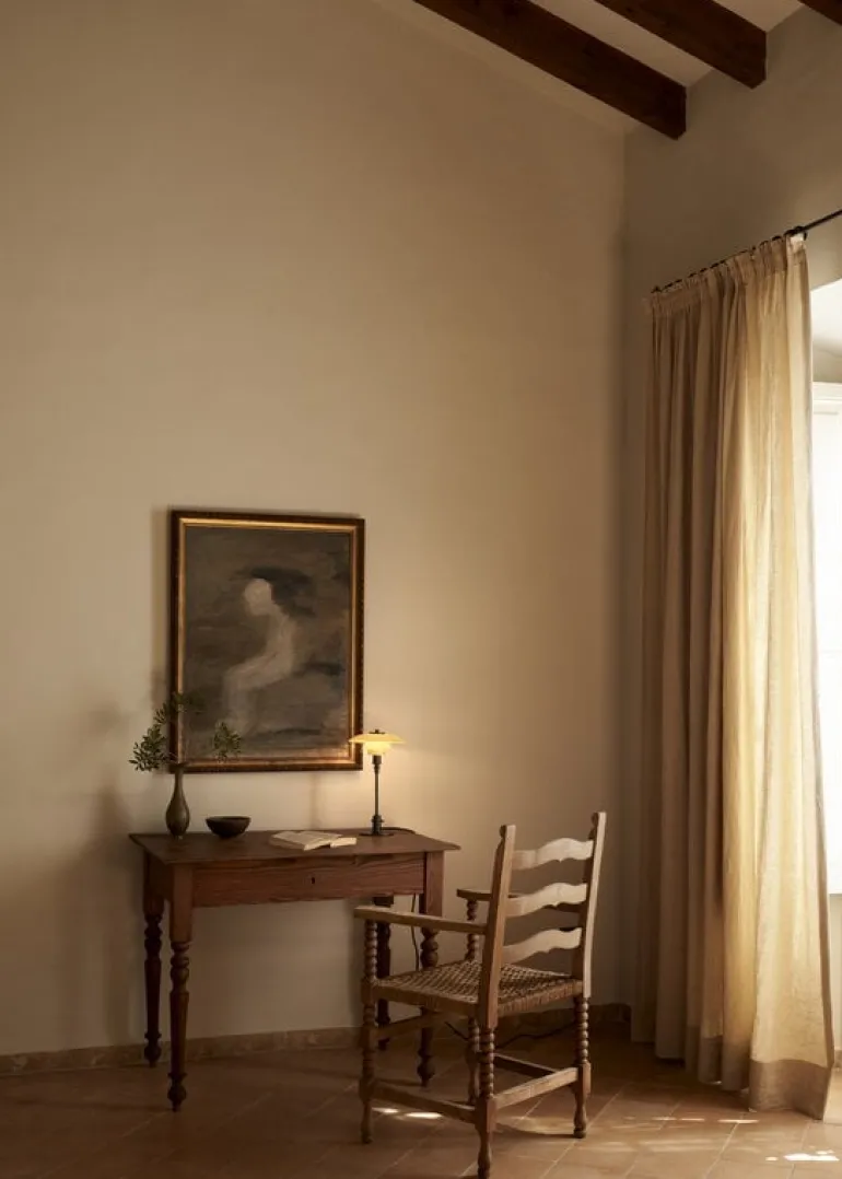 Louis Poulsen PH 2/1 table lamp, Limited edition, dusty terracotta