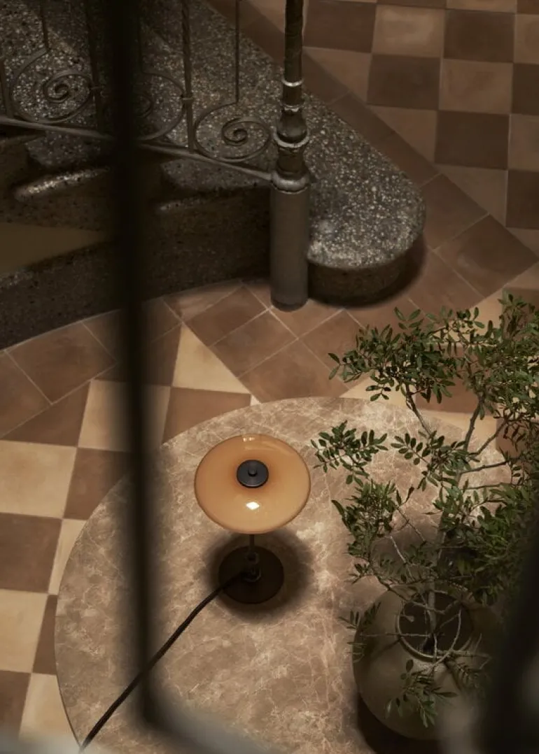 Louis Poulsen PH 2/1 table lamp, Limited edition, dusty terracotta