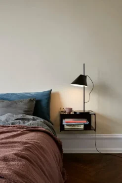 Louis Poulsen Yuh table lamp, black