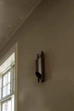 LYFA Pan wall lamp, 95 mm, aluminium