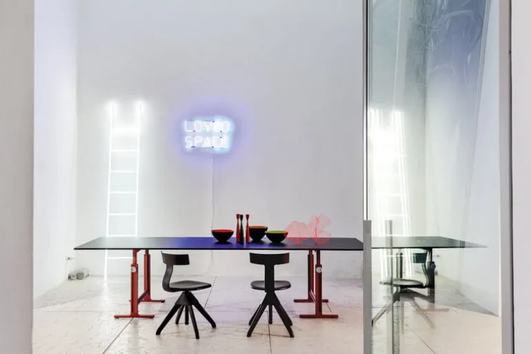 Magis Tuffy swivel chair, black