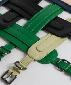 Masimalo Arch Wide collar, black