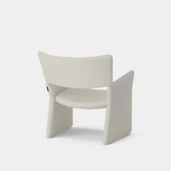 Massproductions Crown easy chair, Shell 7757-03